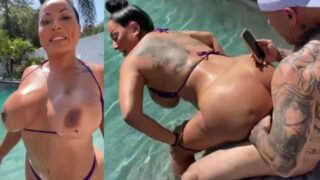 Kiara Mii disfruta de un verano caluroso y un estanque