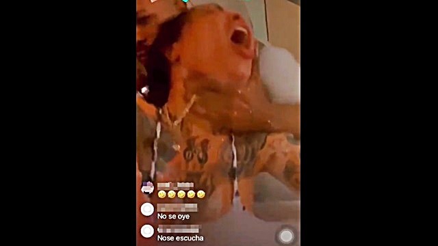 Mujeres Jordan Caomando y HOWNI en Instagram